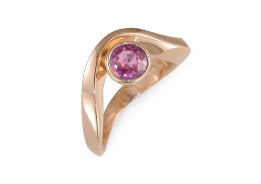 Red gold and pink sapphire ring