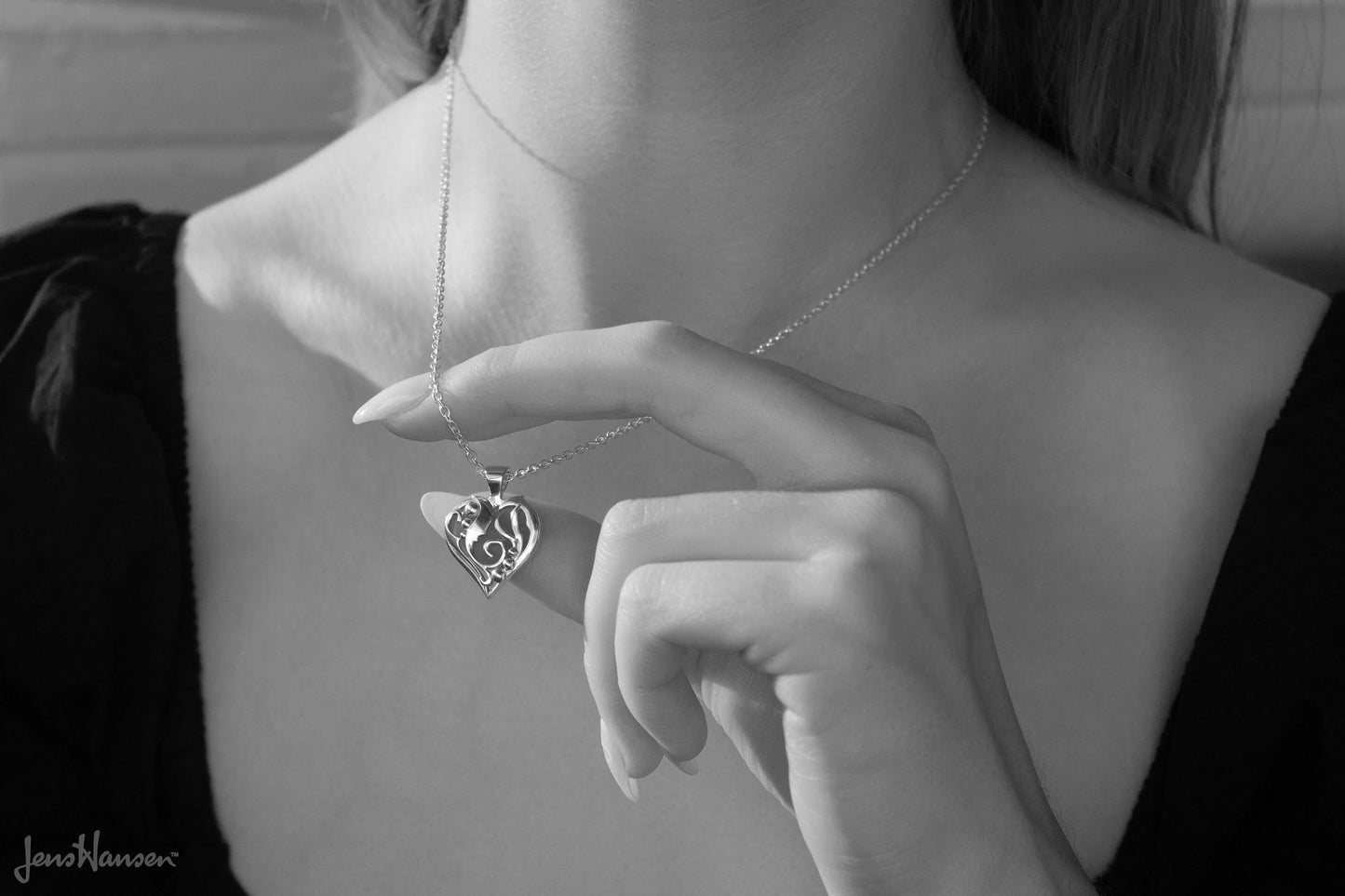 Elvish Heart Pendant, White Gold with Yellow Gold Droplets