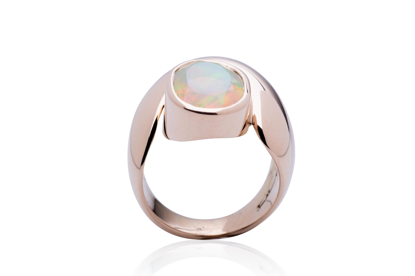 Red Gold Sculpted ring with Ethiopian Opal