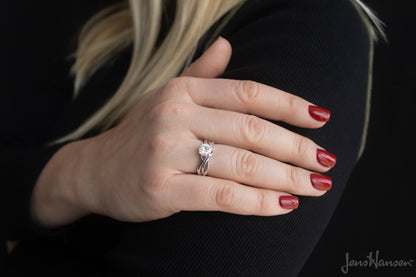 Round Gemstone Elvish Woodland Ring, White Gold & Platinum