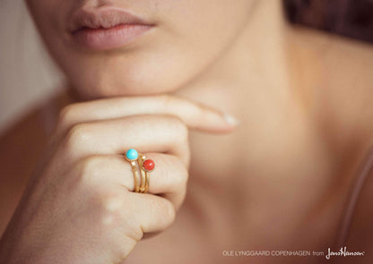 Lotus Ring in 18ct Yellow Gold with Red Coral