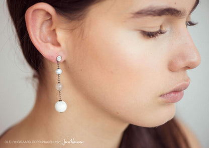 Circus earrings in Sterling silver with Blue Lapis